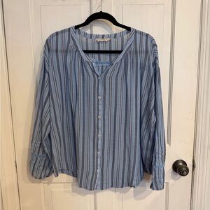 Lucky Brand Women’s Blue and White Striped Casual Shirt
